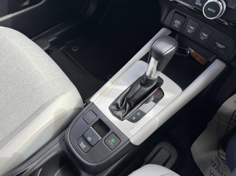 Honda Jazz I-MMD EX 28