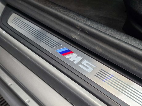BMW M5 4.4 V8 GPF Saloon 4dr Petrol Steptronic xDrive Euro 6 (s/s) (600 ps) 8