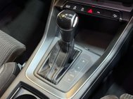Audi Q3 2.0 TDI 35 S line SUV 5dr Diesel S Tronic Euro 6 (s/s) (150 ps) 38
