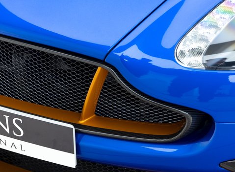 Aston Martin Vantage GT8 23