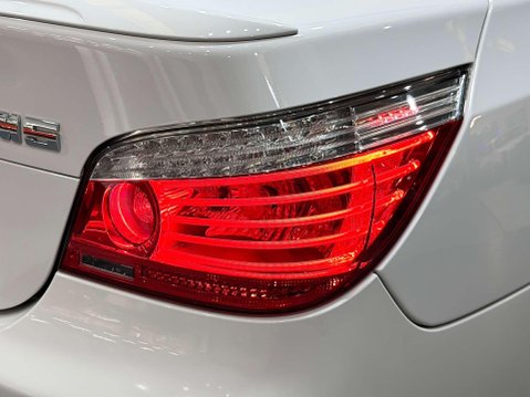 BMW M5 5.0 V10 Saloon 4dr Petrol SMG Euro 4 (507 ps) 43