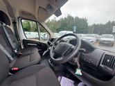Citroen Relay MWB L2H2 Medium Roof Enterprise 35 Air Con Nav Sensors EURO 6 15