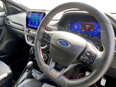 Ford Puma 1.0T EcoBoost MHEV ST SUV 5dr Petrol Hybrid DCT Euro 6 (s/s) (170 ps) 1 Own 18