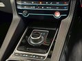 Jaguar F-Pace R-SPORT AWD 16