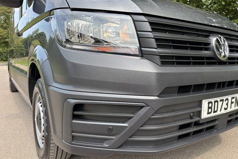 Volkswagen Crafter CR35 L3 H2 140 ps Tdi DSG Trendline Panel Van 21