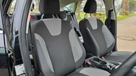Ford Focus 1.6 Zetec S Powershift Euro 5 5dr 23
