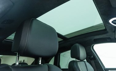 Porsche Macan TURBO 15