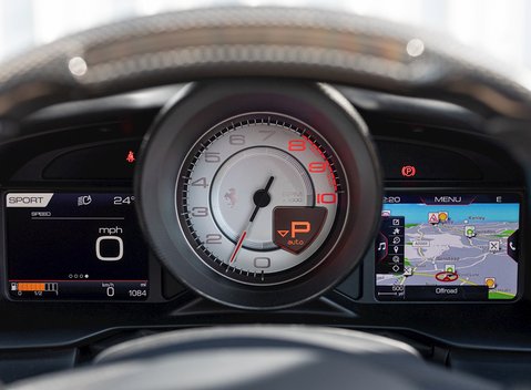 Ferrari F8 Tributo 17