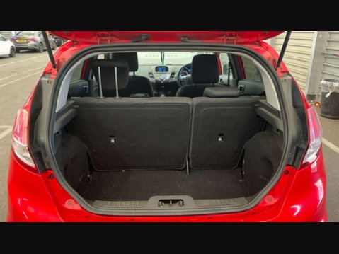 Ford Fiesta 1.6 Fiesta Titanium Auto 5dr 14