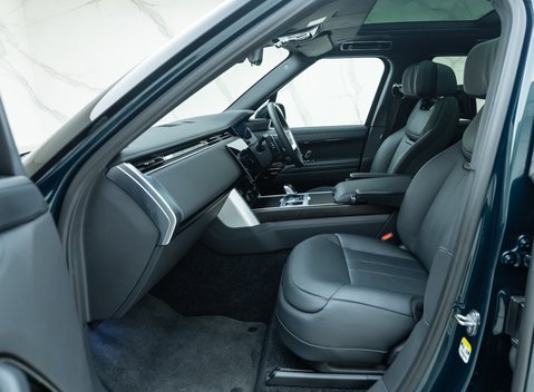 Land Rover Range Rover P530 SV 25