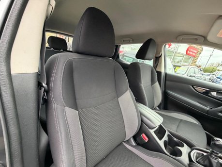 Nissan Qashqai DIG-T ACENTA PREMIUM 10