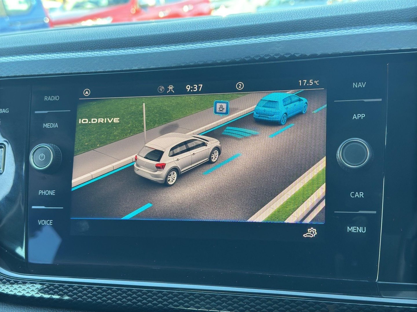 2023 Volkswagen Polo — image 11