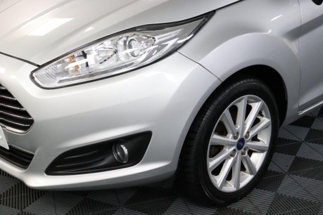 Ford Fiesta TITANIUM 31