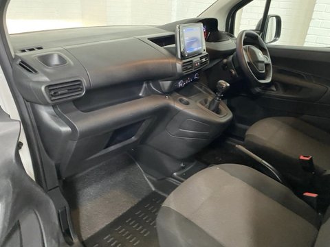 Peugeot Partner BLUEHDI PROFESSIONAL PREMIUM PLUS L1 12