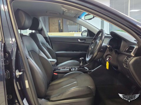 Kia Optima 1.6 CRDi 3 Euro 6 (s/s) 4dr 64