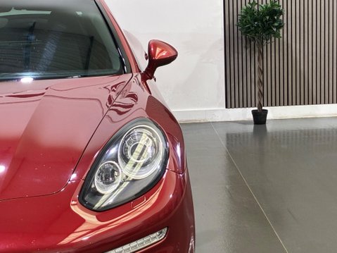 Porsche Panamera 3.0D V6 TiptronicS Euro 5 (s/s) 5dr 47