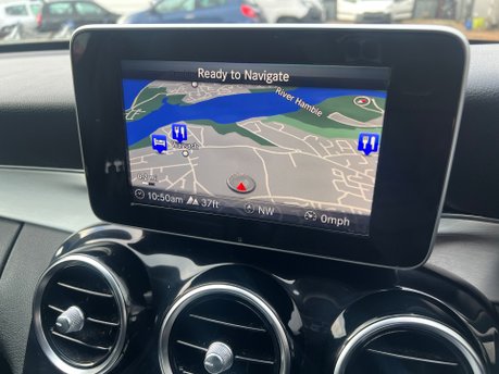 Mercedes-Benz C Class C250 BLUETEC SPORT 10