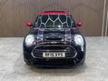 Mini Hatch 2.0 John Cooper Works Auto 3dr 41