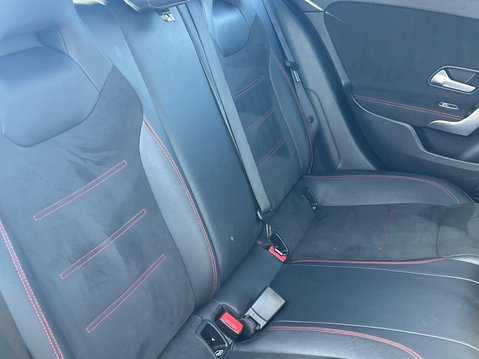 Mercedes-Benz A Class A 200 AMG LINE EXECUTIVE 43