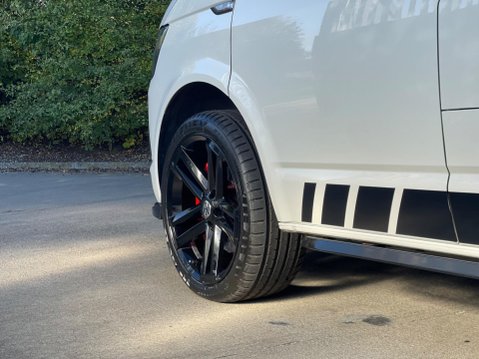 Volkswagen Transporter 2.0 TDI T32 BlueMotion Tech Highline Crew Van DSG FWD SWB Euro 6 (s/s) 5dr 11
