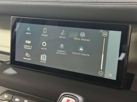 Land Rover Defender 3.0 D250 MHEV S Hard Top SUV 5dr Diesel Auto 4WD MWB Euro 6 (s/s) (250 ps) 49