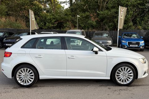 Audi A3 SPORTBACK E-TRON - APPLE CARPLAY -£20 ROAD TAX 5