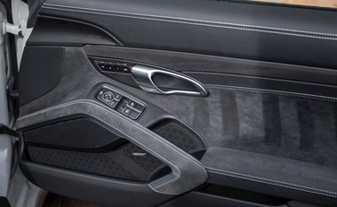 Porsche 911 (991.2) Carrera GTS 21