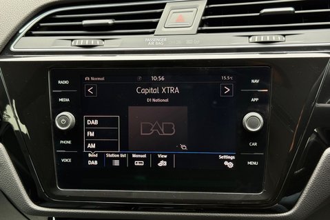 Volkswagen Touran SEL TSI DSG AUTOMATIC - 7 SEATS - ADAPTIVE CRUISE -DEMO +1 OWNER -FVWSH 43