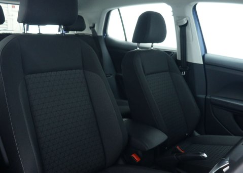 Volkswagen T-Cross 1.0 TSI SE SUV 5dr Petrol DSG Euro 6 (s/s) (110 ps) 40