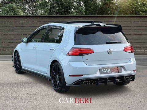 Volkswagen Golf 2.0 Golf R TSi Semi-Auto 4WD 5dr 3