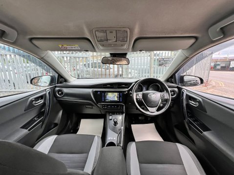 Toyota Auris VVTI BUSINESS EDITION TOURING SPORTS TSS 27