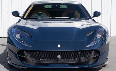 Ferrari 812 Superfast 4