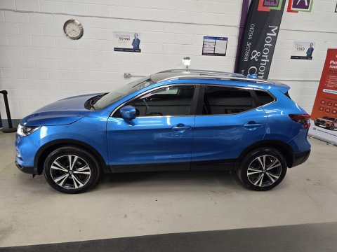 Nissan Qashqai 1.6 DIG-T N-Connecta Euro 6 (s/s) 5dr 6