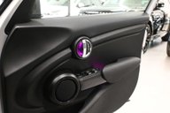 Mini Hatch 1.5 Cooper Sport Auto 5dr 41