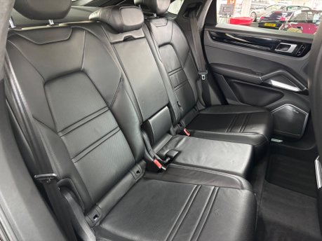 Porsche Cayenne 4.0 V8 E-Hybrid 17.9kWh Turbo S Coupe 5dr Petrol Plug-in Hybrid (680ps) 14