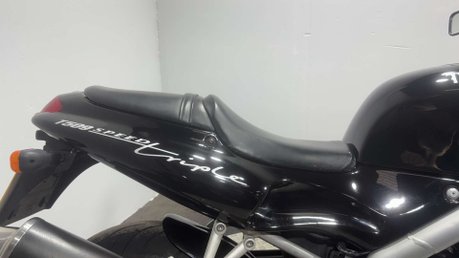 Triumph Speed Triple 855 1998 17K RUNNING PROJECT BIKE SPARES OR REPAIR CLASSIC NAKED 15