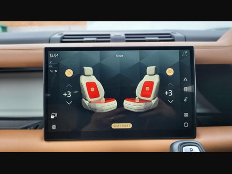 Land Rover Defender X-DYNAMIC HSE MHEV 35