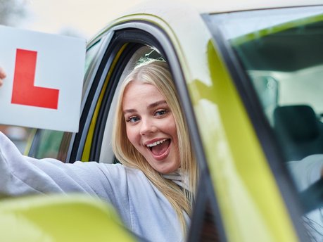 Can you learn to drive in an electric car?