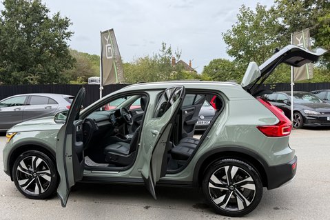 Volvo XC40 B3 ULTRA 15
