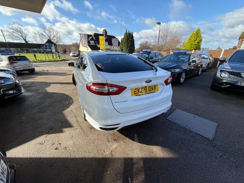 Ford Mondeo 2.0 TDCi ST-Line Edition Euro 6 (s/s) 5dr 4