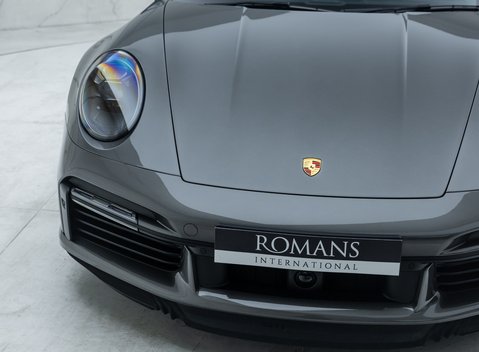 Porsche 911 Turbo S (992) 31