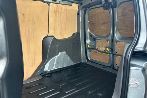 Ford Transit Connect 250 Active L1 100 ps Panel Van - Sat Nav / Climate Control 9