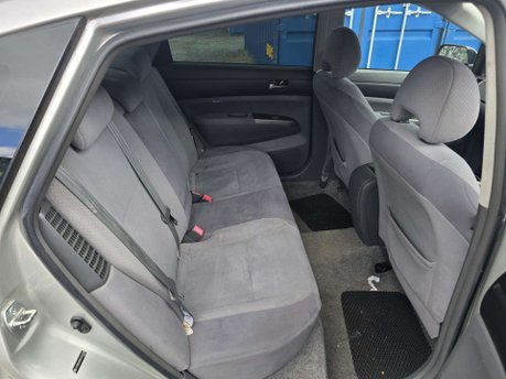 Toyota Prius 1.5 T3 Hatchback 5dr Petrol Hybrid CVT (104 g/km, 76 bhp) 9