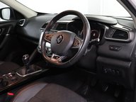 Renault Kadjar ICONIC TCE 5