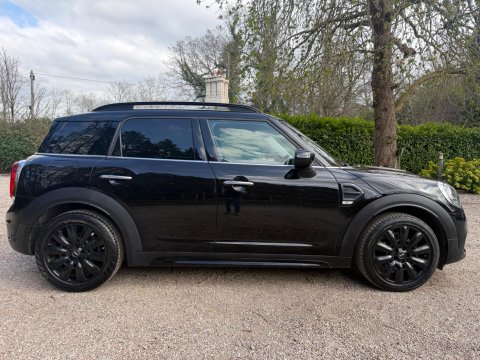 Mini Countryman 1.5 Cooper Classic Euro 6 (s/s) 5dr 8