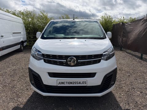 Vauxhall Vivaro 1.5 Turbo D 2700 Sportive L1 H1 Euro 6 (s/s) 5dr 3