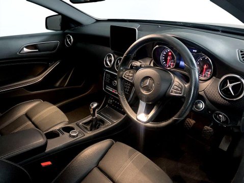 Mercedes-Benz A Class 1.6 A180 Sport Edition Hatchback 5dr Petrol Manual Euro 6 (s/s) (122 ps) Cr 12