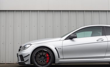 Mercedes-Benz C63 AMG Black Series 34
