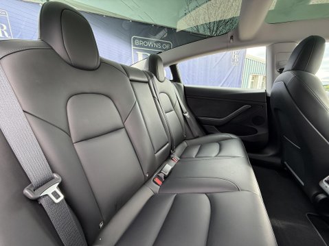 Tesla Model 3 Saloon 4dr Electric Auto RWD (241 bhp) 26