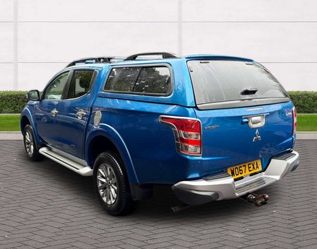 Mitsubishi L200 2.4 L200 Barbarian DI-D Auto 4WD 5